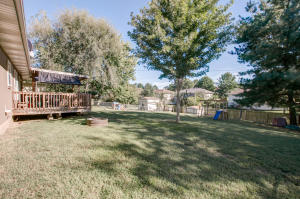 1504 W Warren Ave