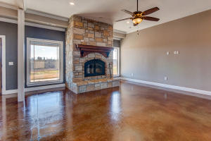 456 Terrell Valley Dr