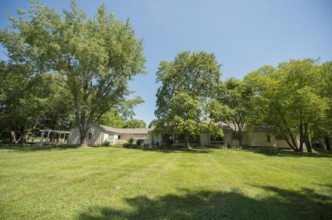 4372 E Kentbrook Dr