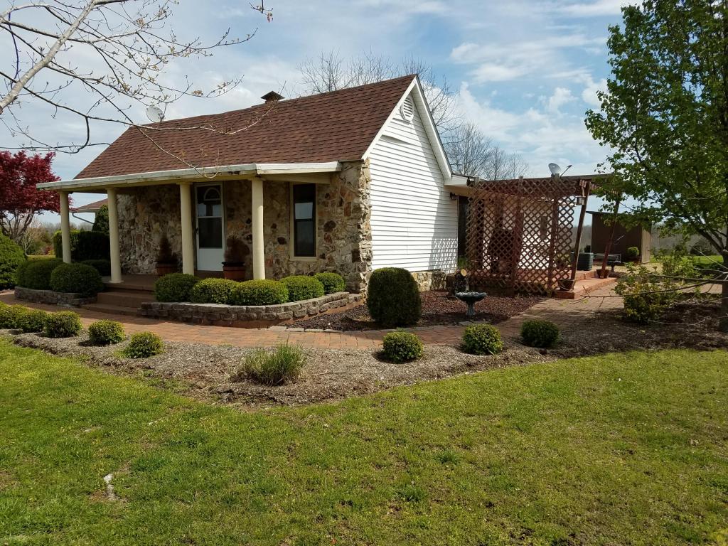 1101 Anderson