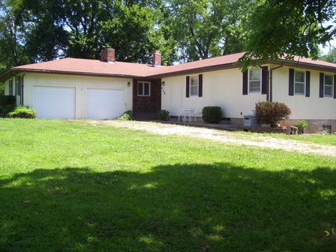 2105 Debra Dr