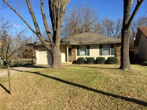102 Grand Prairie Dr