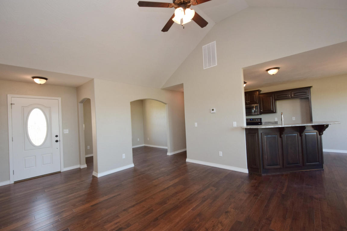 5689 W Alexa Ln