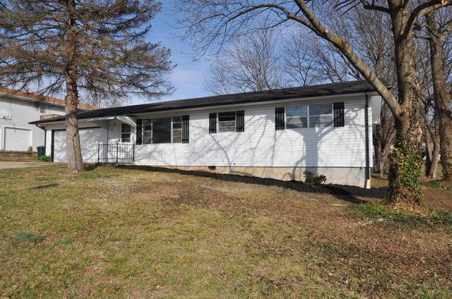 2217 N Ramsey Ave