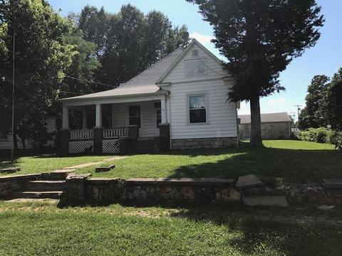 2059 N Jefferson Ave