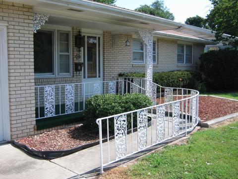 3051 N Howard Ave