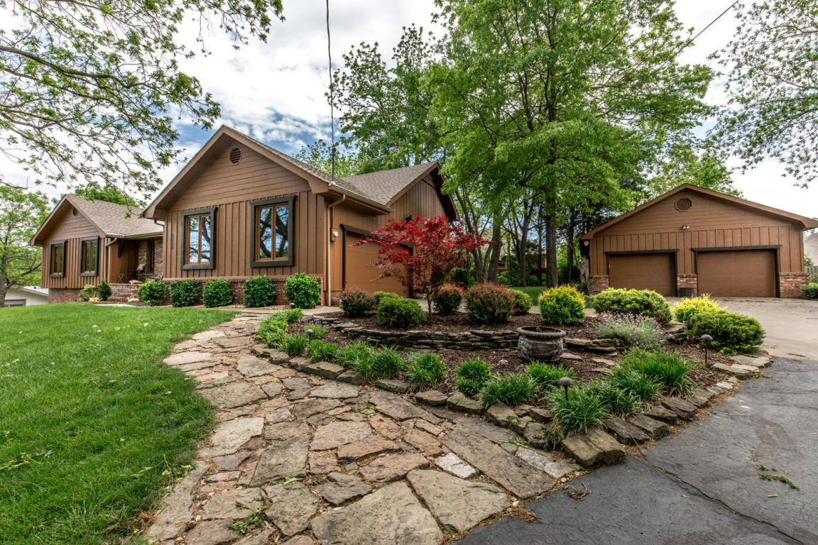 2414 Academy Ct