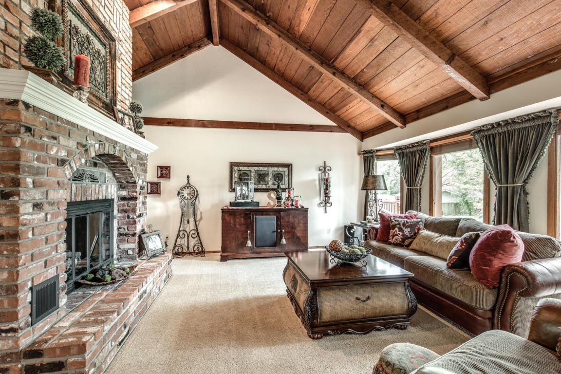 2414 Academy Ct