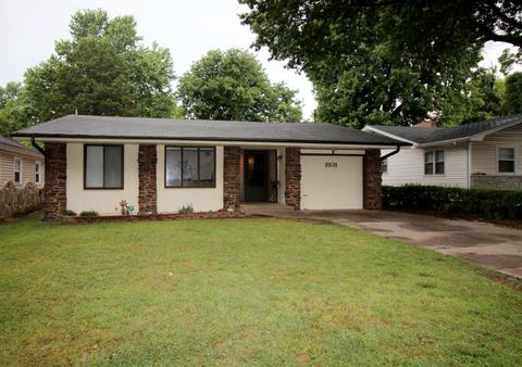 2405 S Rogers Ave
