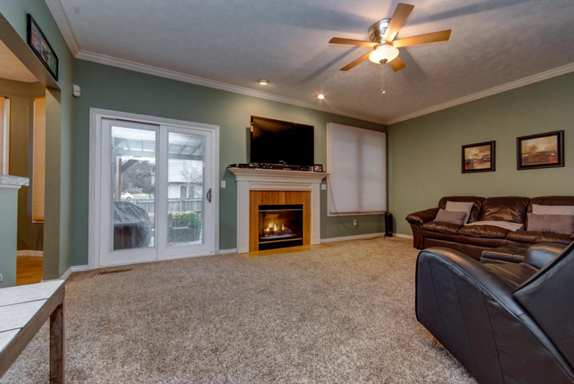 5578 S Parkhill