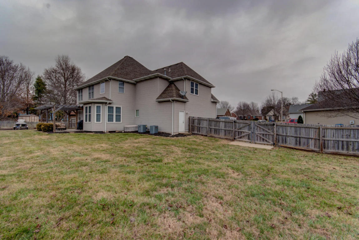 5578 S Parkhill