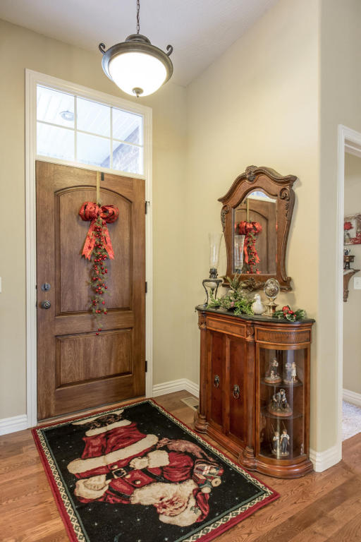 4515 W Cloverleaf Ter
