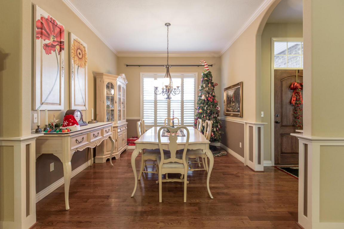 4515 W Cloverleaf Ter