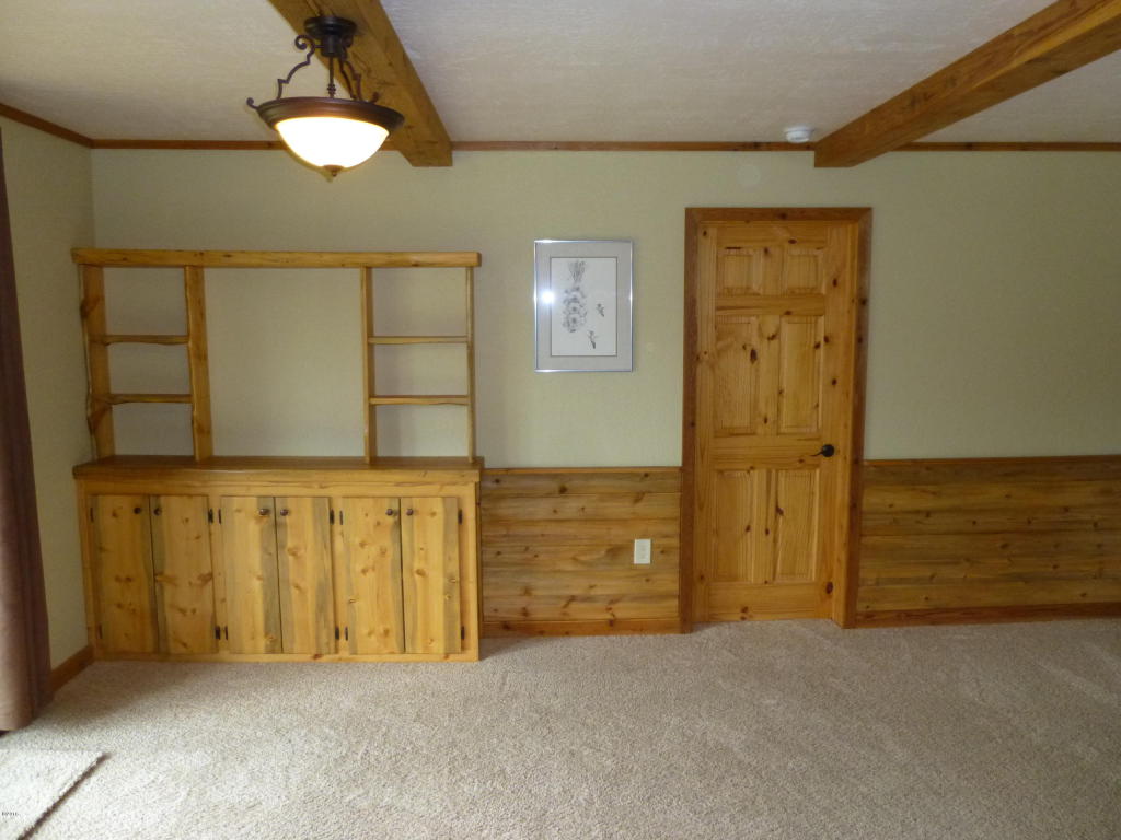 1 Kootenai Ave