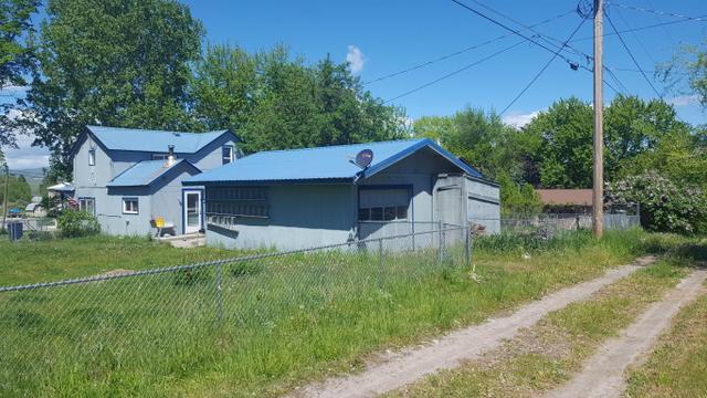 207 20th Ave W