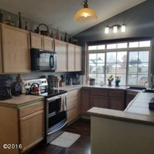 2058 S Meadows Dr