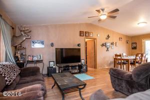 51 Willow Glen Dr