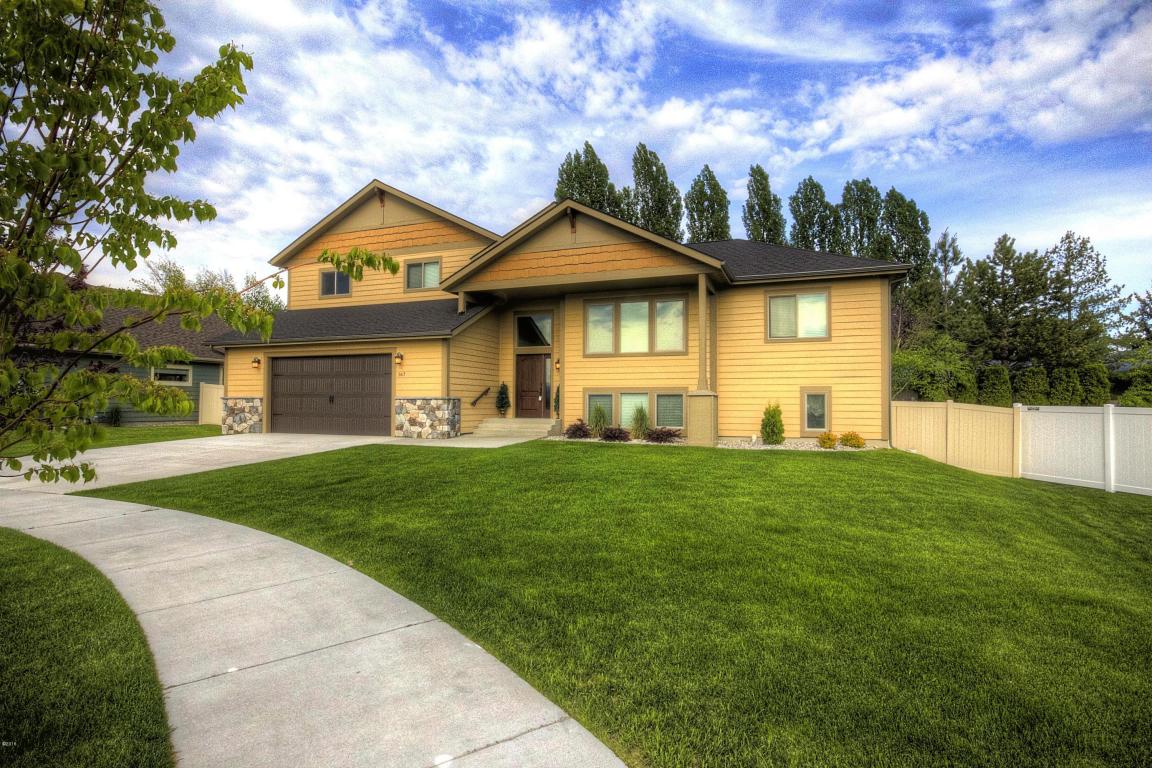 12 Windward Loop