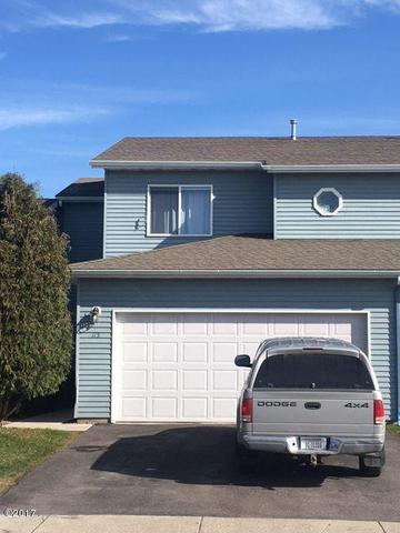 447 Hollyhock Ln
