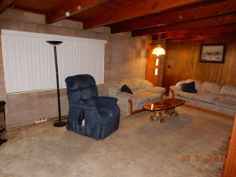 395 Manning Rd