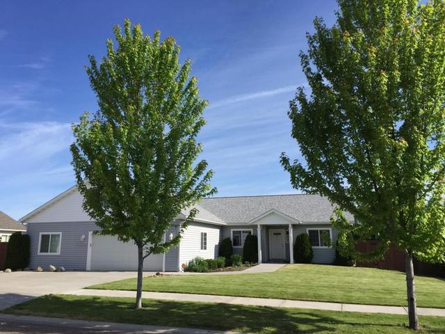 11 Carnegie Dr