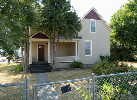 1443 6th Ave W