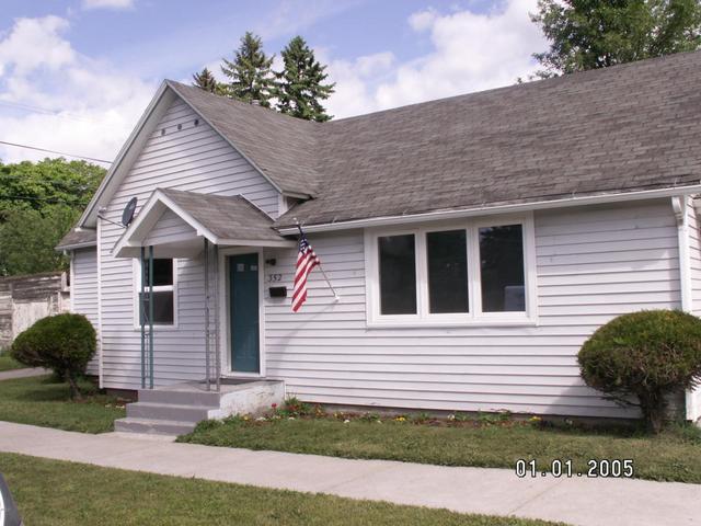 1443 6th Ave W