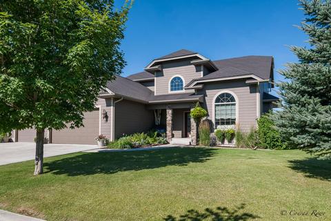 327 Ponderosa Ln