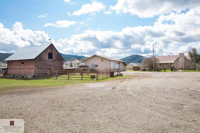 1315 Rogers Lake Rd