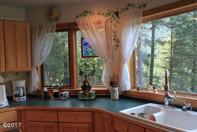 842 Lake Creek Rd