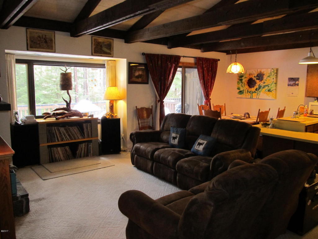 186 Willow Glen Dr