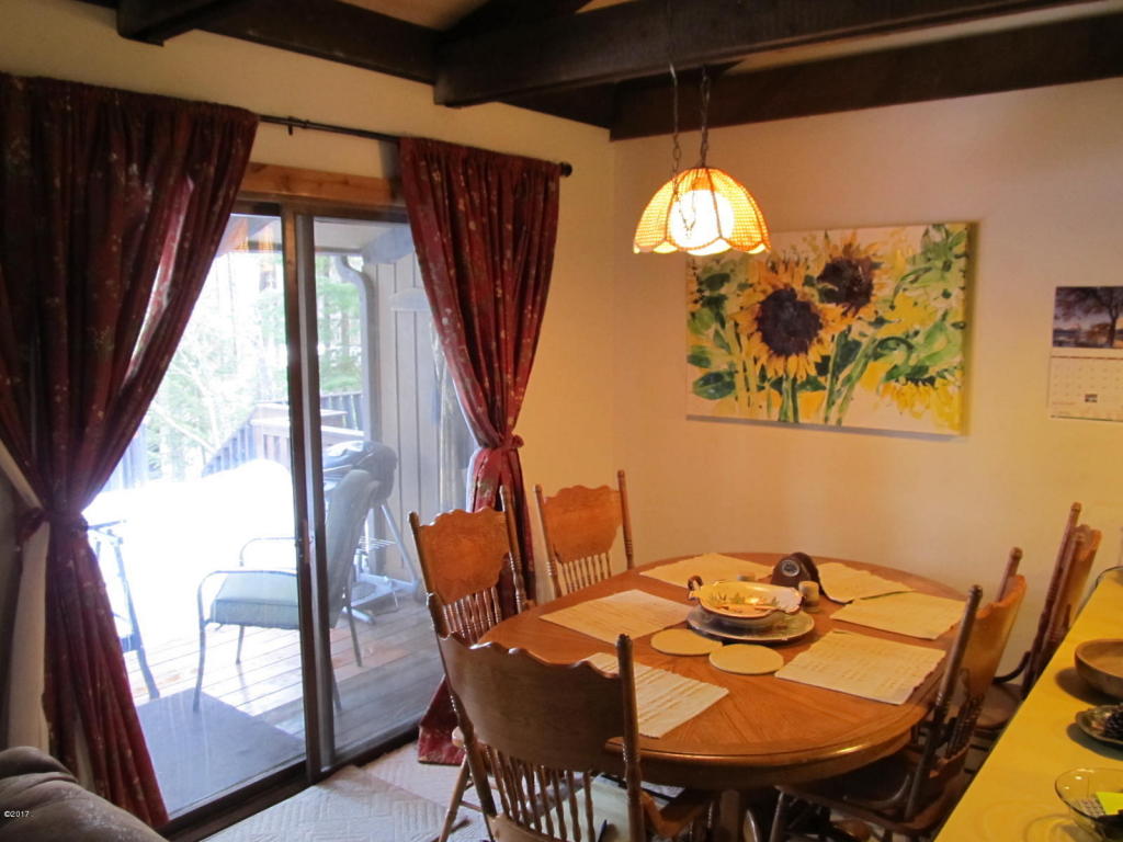 186 Willow Glen Dr