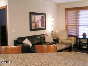 6104 Monterra Ave UNIT g