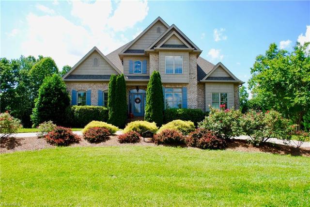375 Riverwood Dr