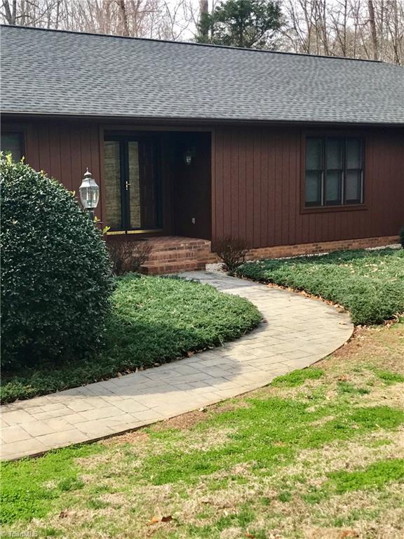 156 Lonetree Dr