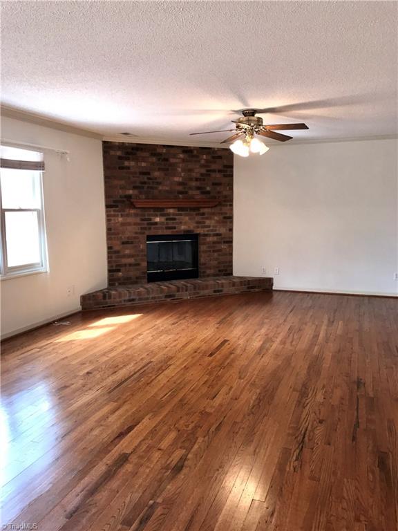 156 Lonetree Dr