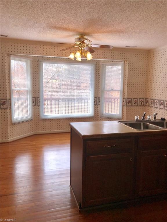 156 Lonetree Dr