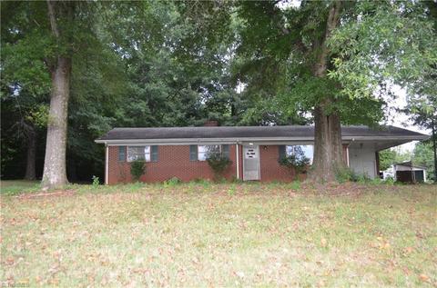 8200 Creedmoor Dr