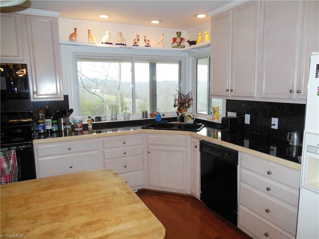1243 Good Hope Dr