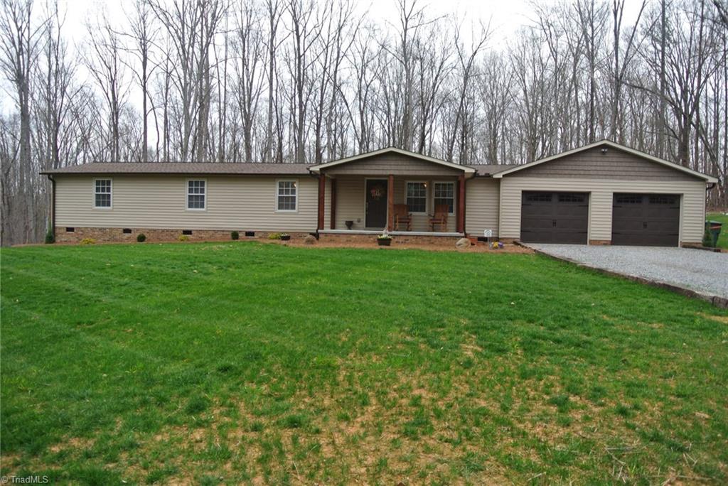3104 Bermuda Village Dr