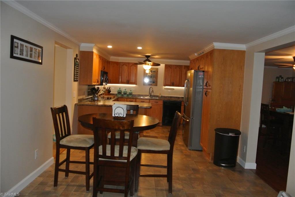 3104 Bermuda Village Dr