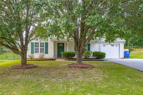 4549 Manna Dr