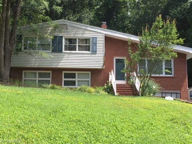 2153 New Castle Dr