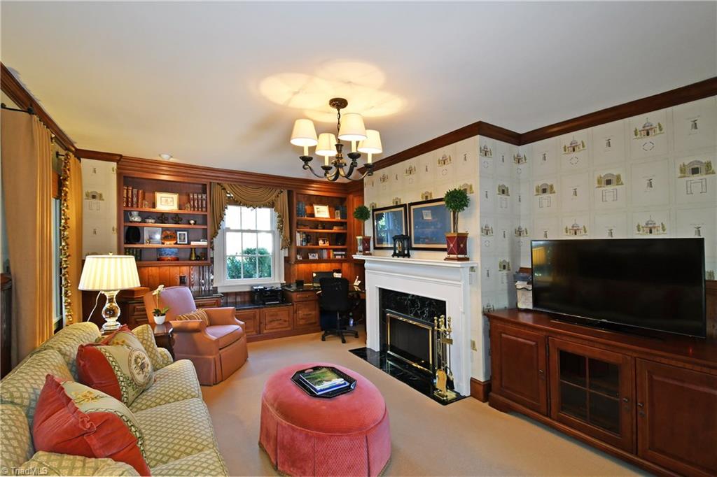 115 Staffordshire Ct