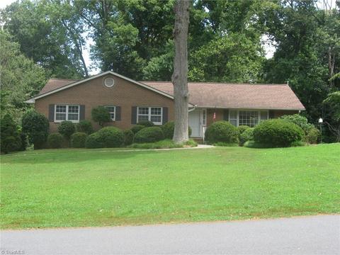 606 Peace Haven Rd