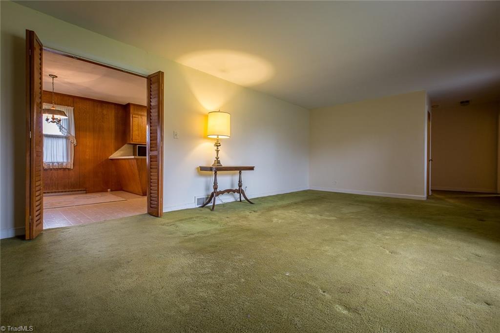 6655 Baker St