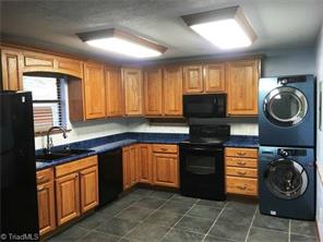 For Sale: 140 Vista Cir Winston Salem, NC 27106