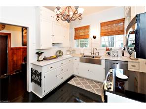 854- B Wellington Rd