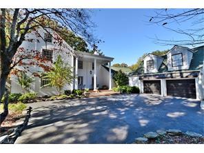 854 Wellington Rd