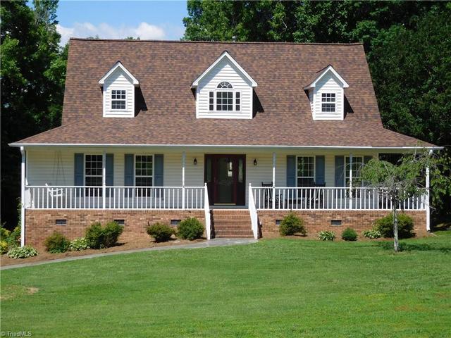420 Inverness Dr
